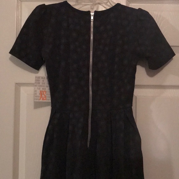 Black Lula Roe Amelia - Picture 3 of 3